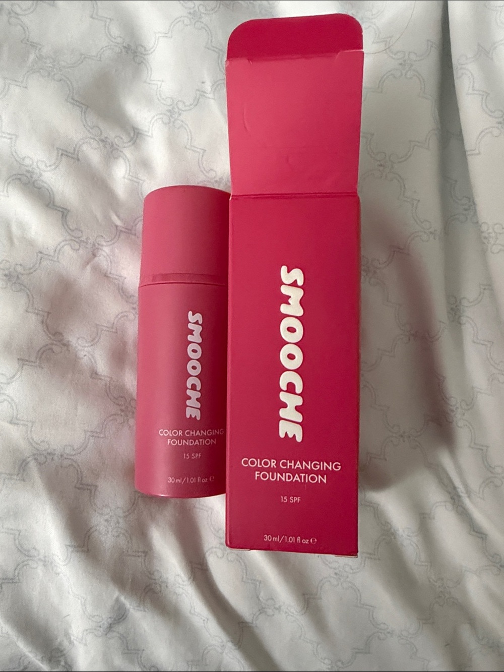 Color Changing Foundation - white
